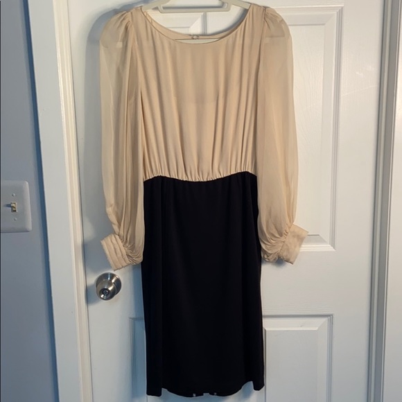 Alice + Olivia Dresses & Skirts - ALICE + OLIVIA two toned dress